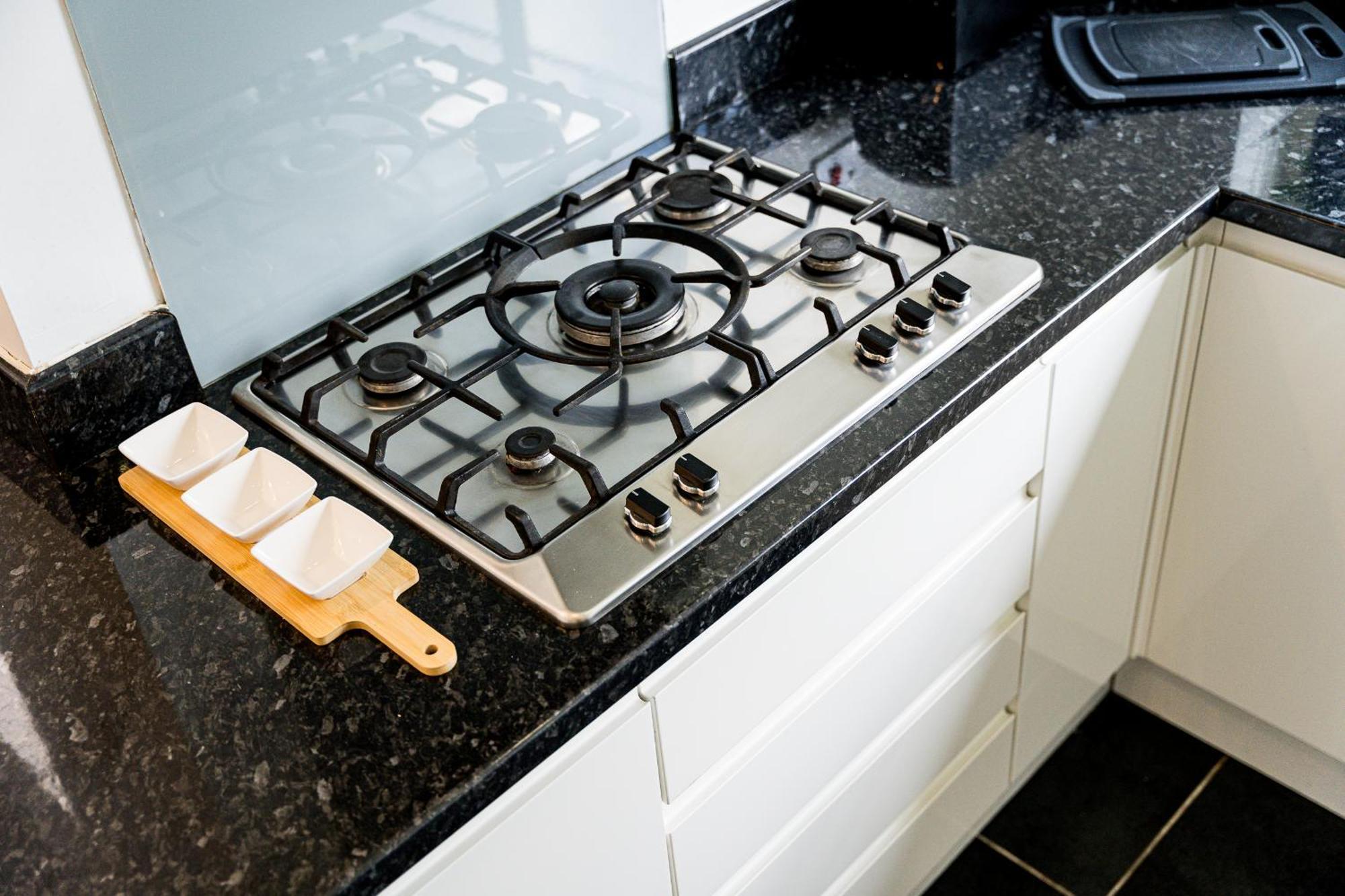 Brook Meadow House, 4 Bed House, Manchester Astley  Екстер'єр фото