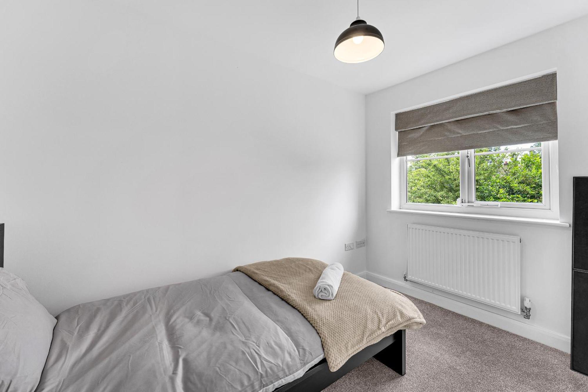 Brook Meadow House, 4 Bed House, Manchester Astley  Екстер'єр фото
